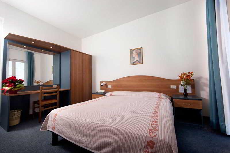 Gambrinus Hotel 3*